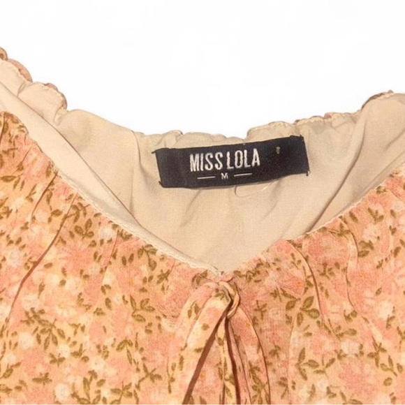 NWOT Miss Lola Floral Long Sleeve Dress Size M - FREE SHIPPING ๐
๐ฝ - Picture 4 of 6